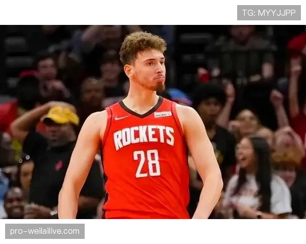 申京通过高位挡拆制造错位，提升内线得分效率明显